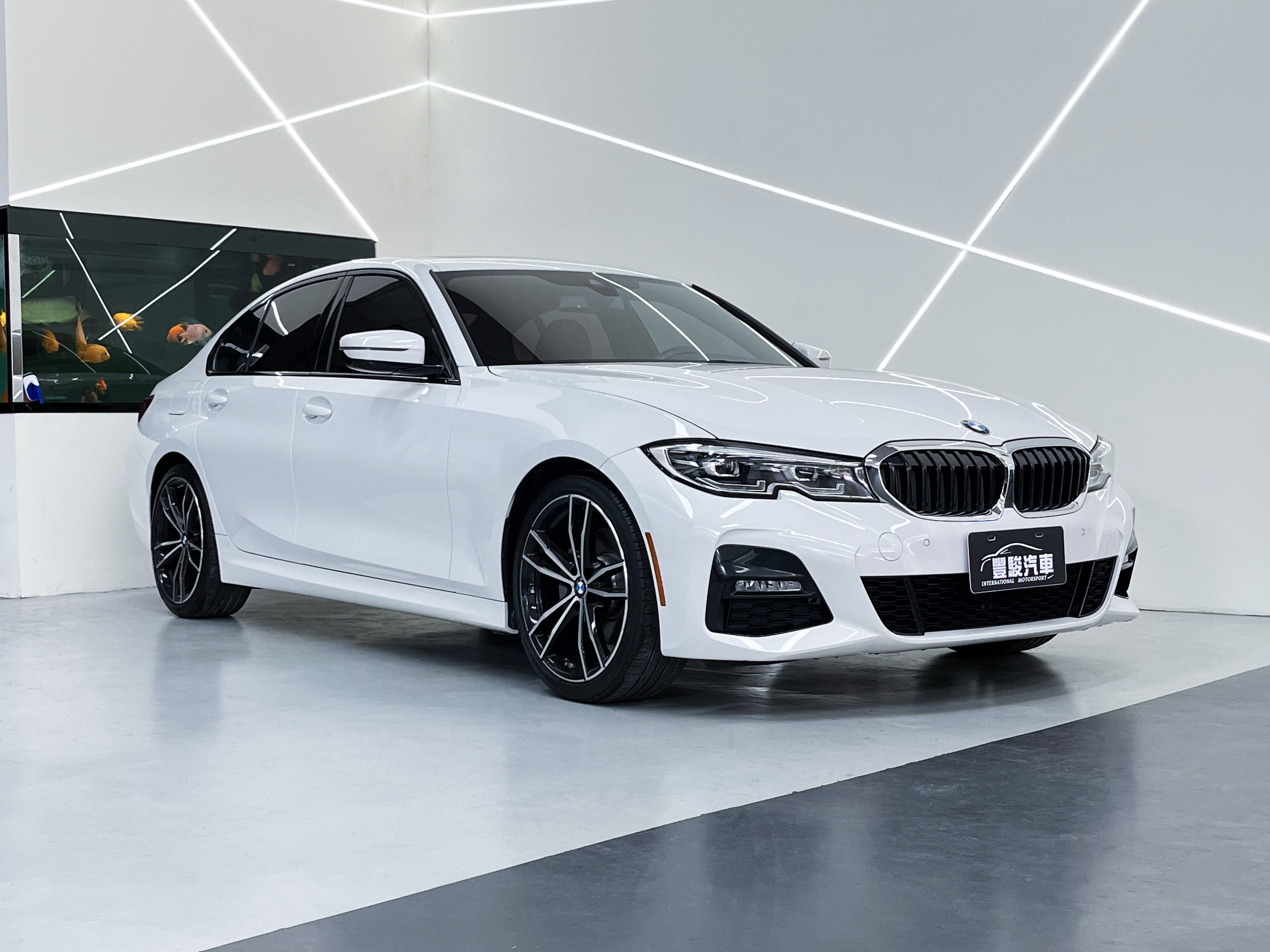 豐駿樹林北大國際店-BMW 330i.M-Sport套件.免鑰匙.大天窗#8311  第1張相片