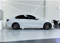 豐駿樹林北大國際店-BMW 330i.M-Sport套件.免鑰匙.大天窗#8311  第3張縮圖