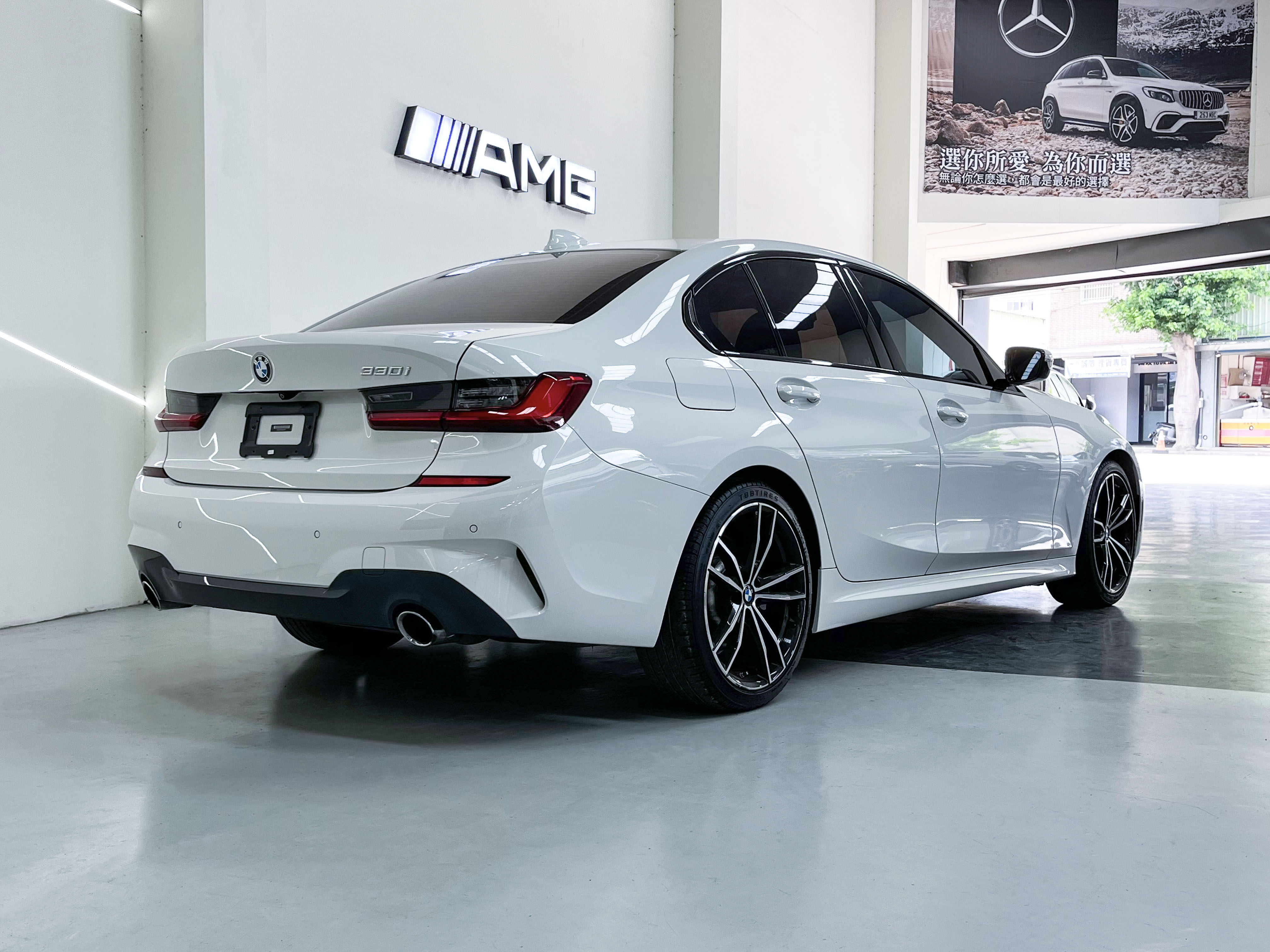 豐駿樹林北大國際店-BMW 330i.M-Sport套件.免鑰匙.大天窗#8311  第4張相片