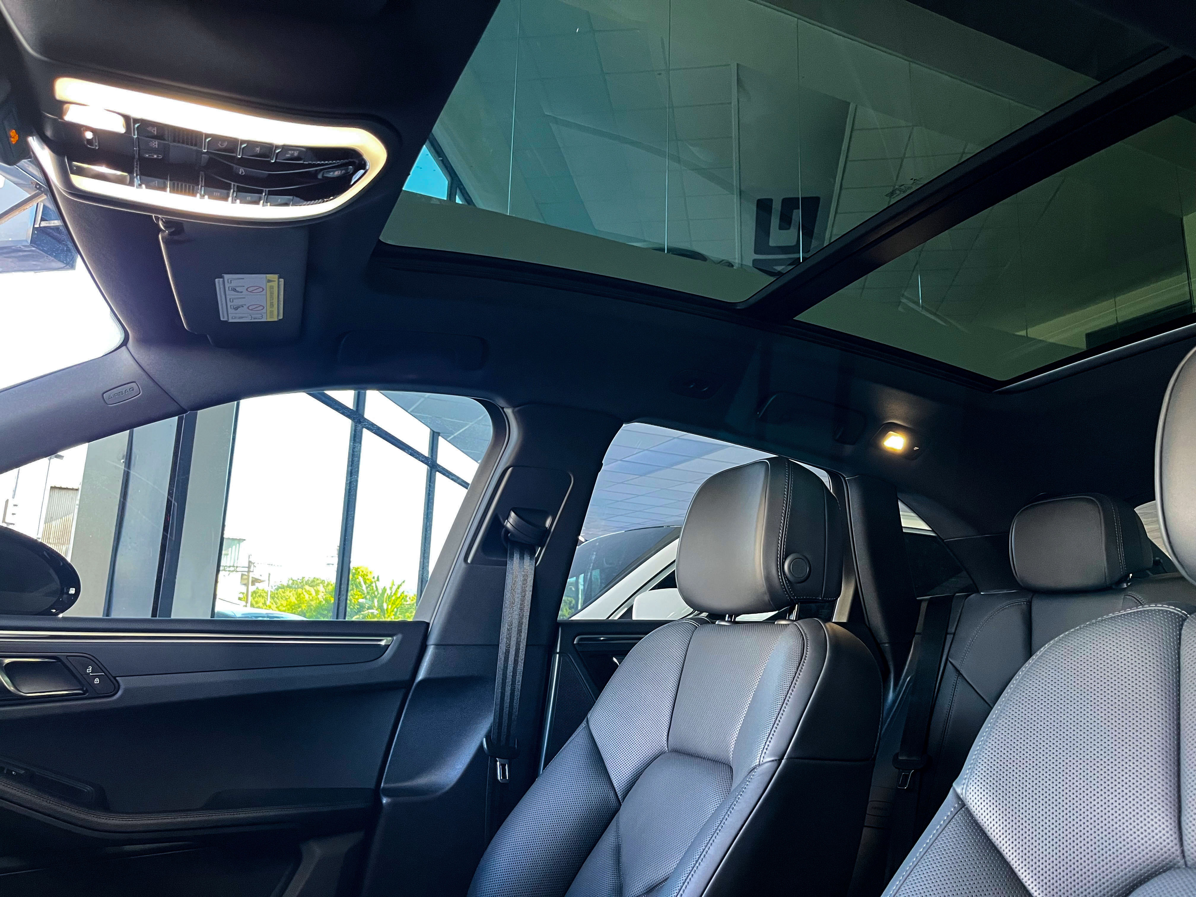 豐駿樹林北大國際店-Macan 墨玉黑.動態頭燈.BOSE.車道維持.全景天窗#2565  第8張相片