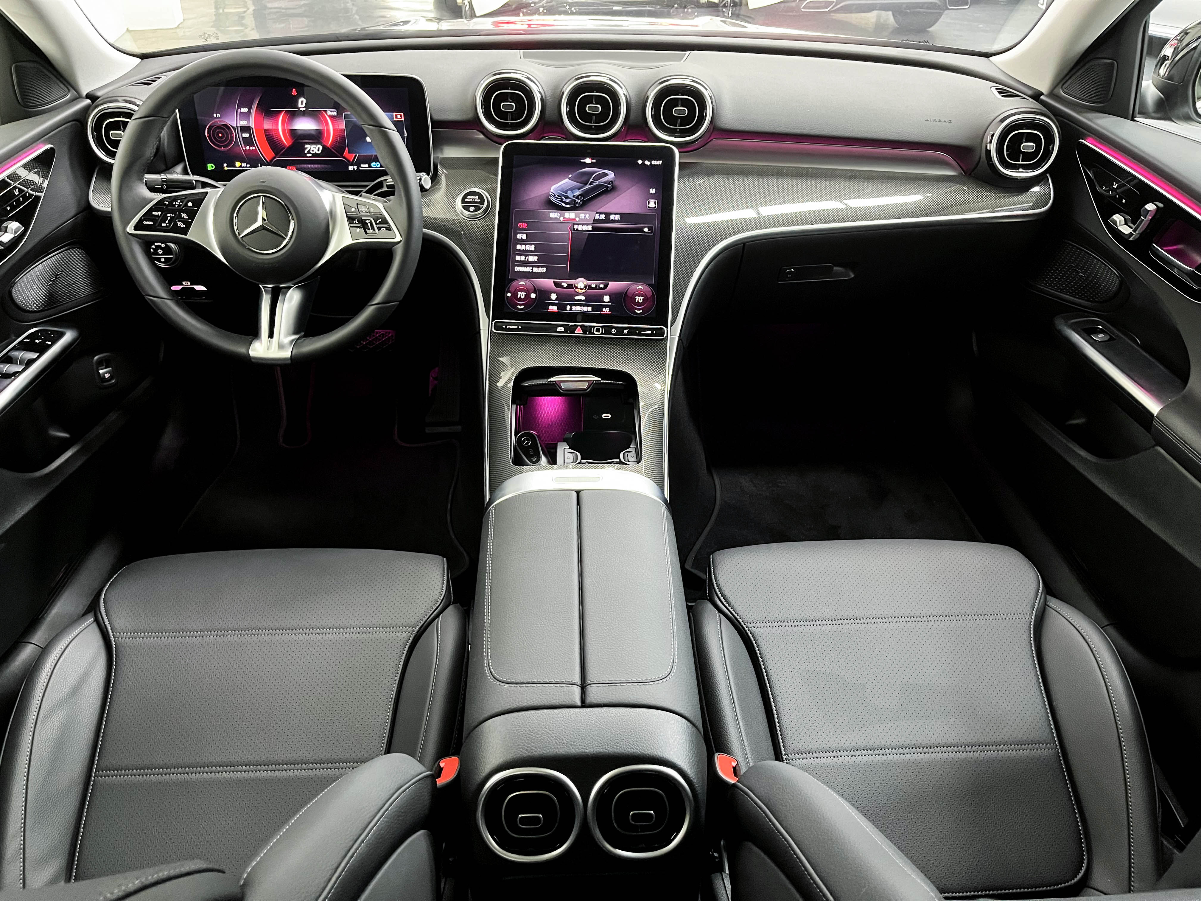 豐駿樹林北大國際店-W206 C300全新車.大改款.LED頭燈.天窗.免鑰匙.指紋識別#6204  第8張相片