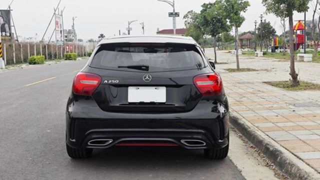 M-BENZ賓士 A250  第4張相片