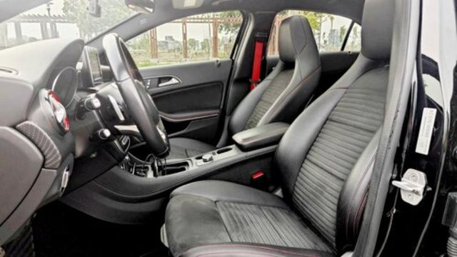 M-BENZ賓士 A250  第7張相片