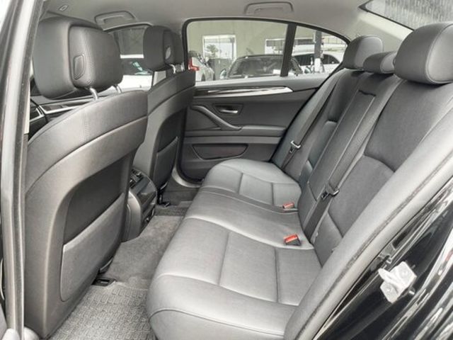 BMW寶馬 520D  第14張相片