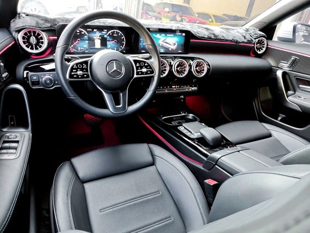 M-BENZ賓士 CLA200 SHOOTING BRAKE  第5張相片