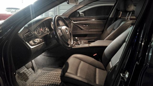 BMW寶馬 520D  第6張相片