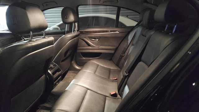 BMW寶馬 520D  第7張相片