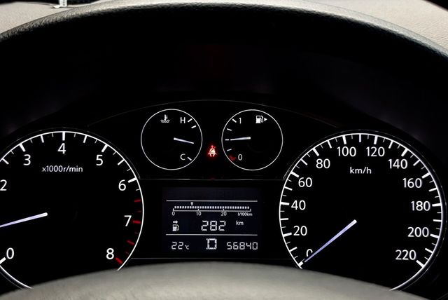 NISSAN日產 TIIDA  第16張相片