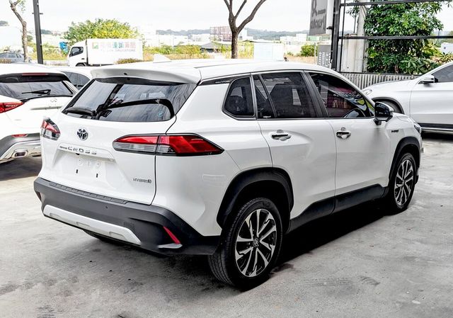 TOYOTA豐田 COROLLA CROSS HYBRID  第2張相片
