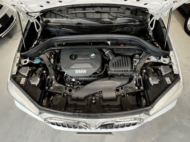 BMW寶馬 X1  第6張相片