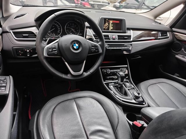 BMW寶馬 220IGT  第5張相片