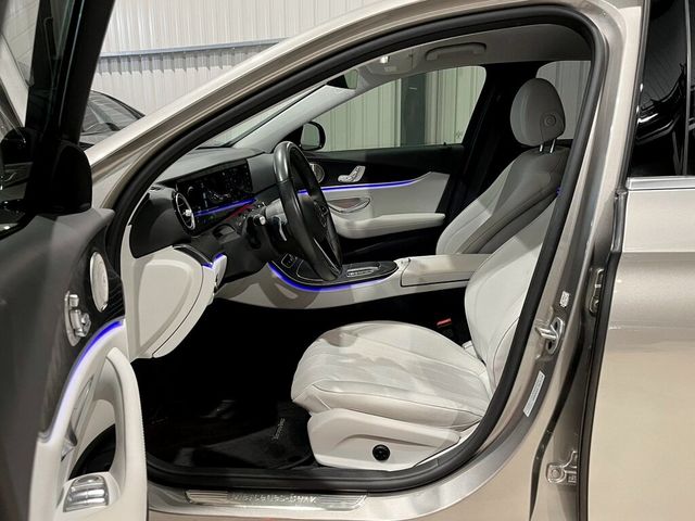 M-BENZ賓士 E200  第10張相片