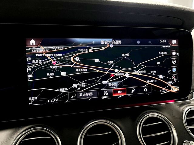 M-BENZ賓士 E200  第16張相片
