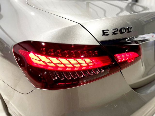 M-BENZ賓士 E200  第18張相片