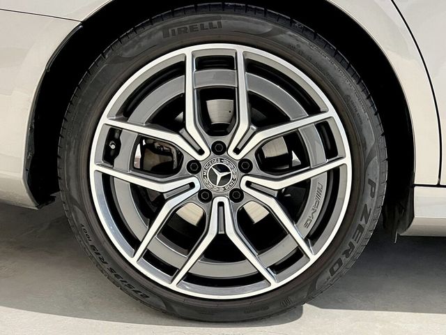 M-BENZ賓士 E200  第19張相片