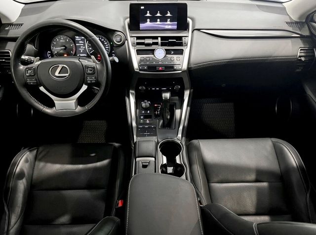 LEXUS凌志 NX300  第5張相片