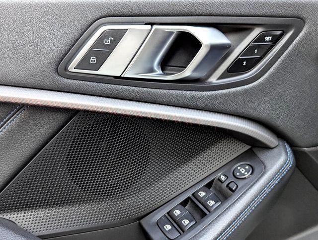 BMW寶馬 218I M SPORT  第11張相片