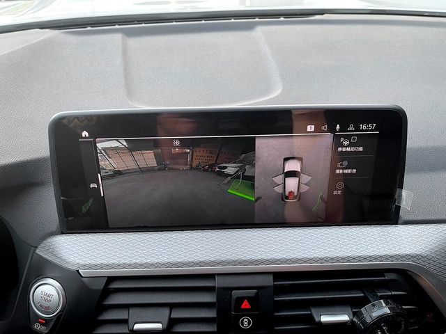 BMW寶馬 X4 XDRIVE30I  第13張相片