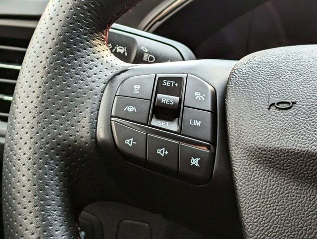 FORD福特 FOCUS ST  第15張相片
