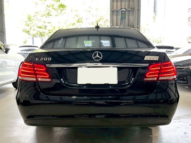 M-BENZ賓士 E200  第4張相片