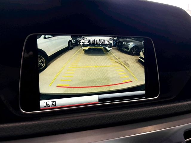 M-BENZ賓士 E200  第12張相片