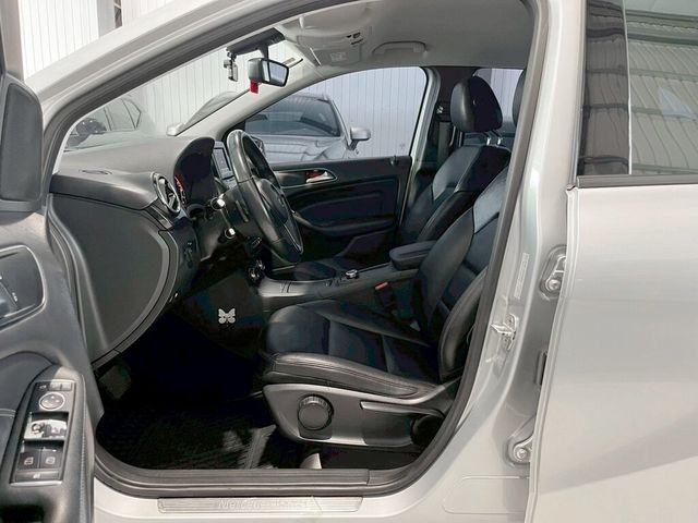 M-BENZ賓士 B180  第8張相片