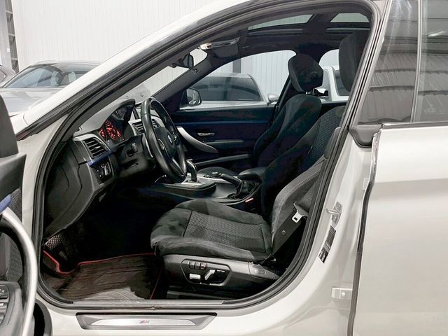 BMW寶馬 320I GT  第8張相片