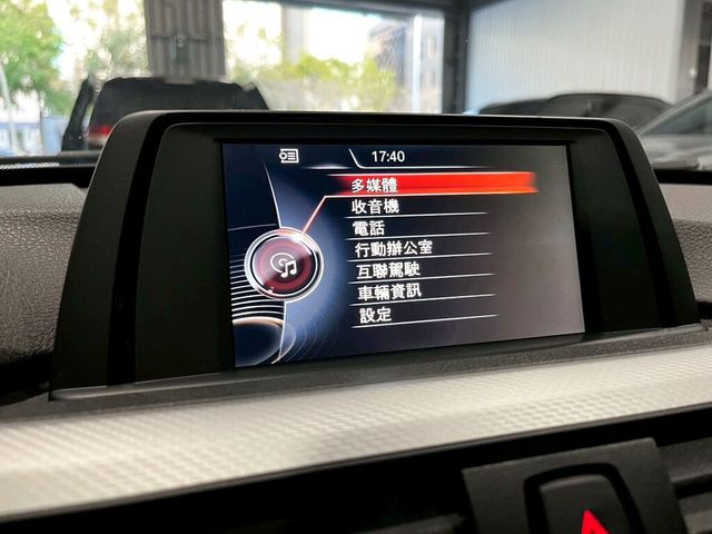 BMW寶馬 320I GT  第11張相片