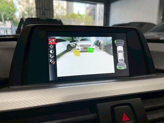 BMW寶馬 320I GT  第12張相片