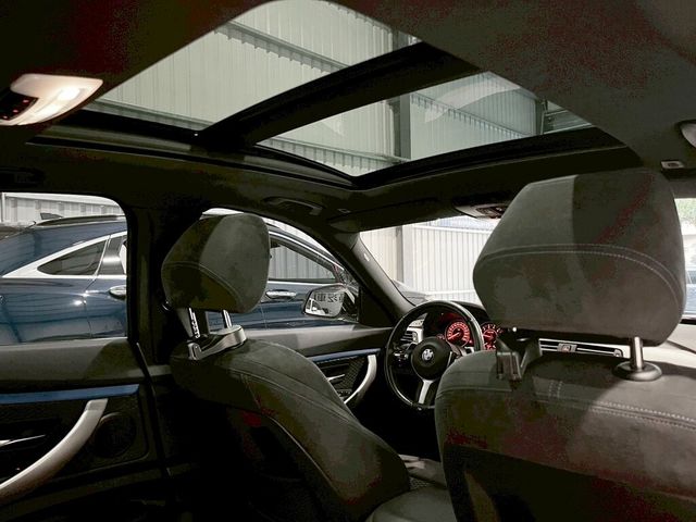 BMW寶馬 320I GT  第13張相片