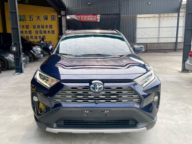 TOYOTA豐田 RAV4  第3張相片