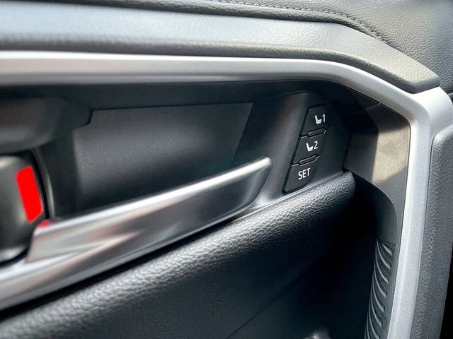 TOYOTA豐田 RAV4  第11張相片