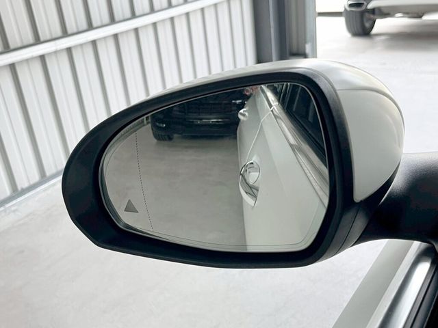 M-BENZ賓士 C300  第8張相片