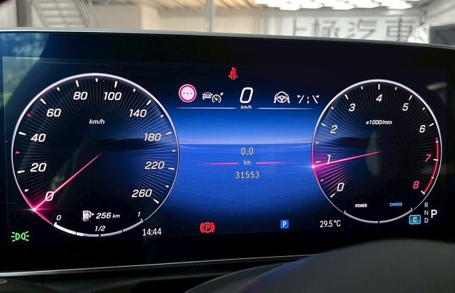 M-BENZ賓士 C300  第19張相片