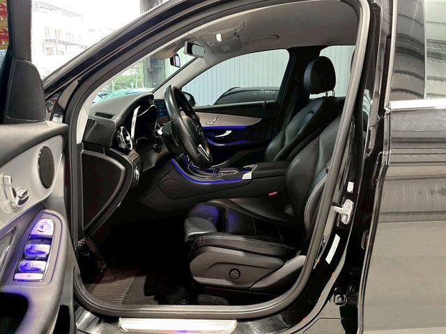 M-BENZ賓士 GLC200  第11張相片