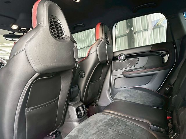 MINI迷你 COUNTRYMAN JCW  第18張相片