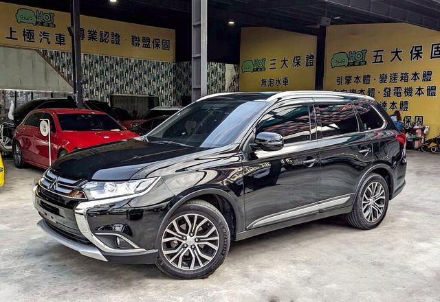 MITSUBISHI三菱 OUTLANDER  第1張相片