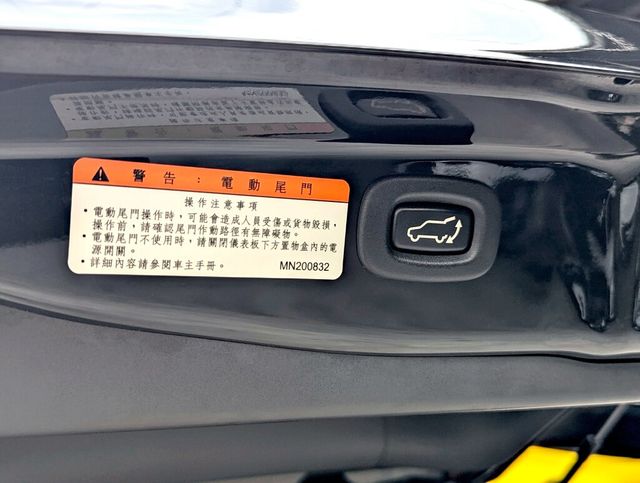 MITSUBISHI三菱 OUTLANDER  第8張相片