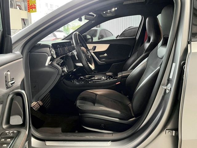 M-BENZ賓士 A35 AMG  第11張相片