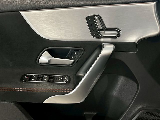 M-BENZ賓士 A35 AMG  第12張相片