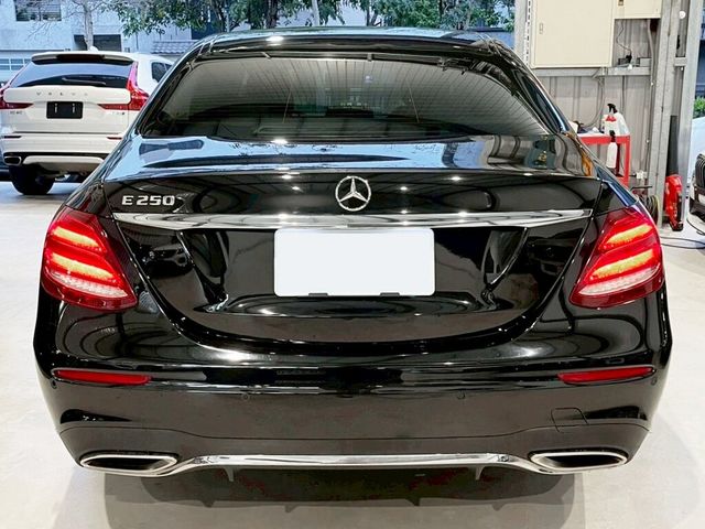 M-BENZ賓士 E250  第4張相片