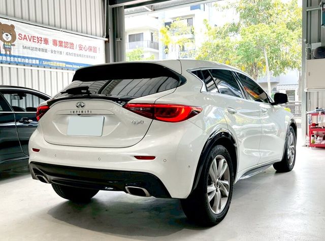 INFINITI無限 Q30  第2張相片