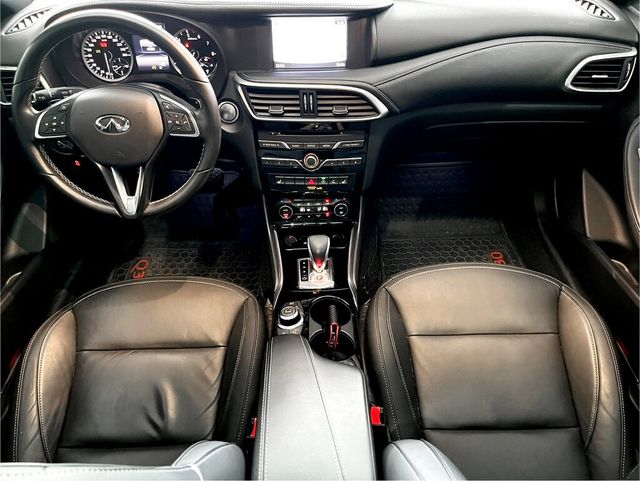 INFINITI無限 Q30  第5張相片