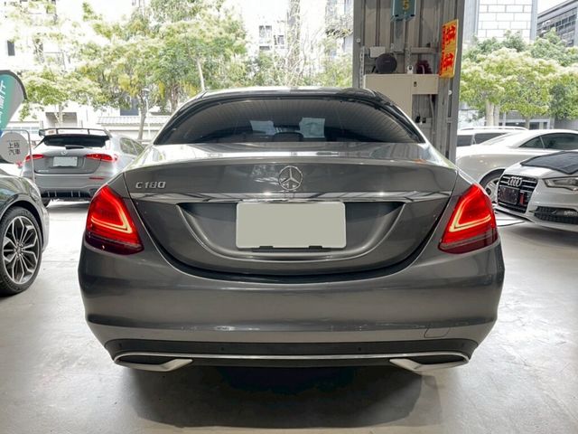 M-BENZ賓士 C180  第4張相片