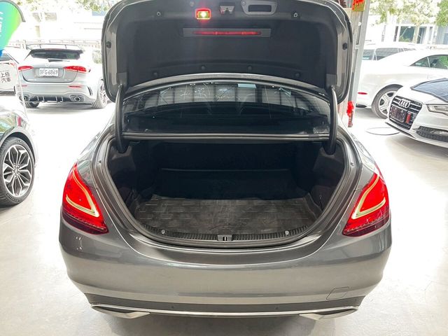 M-BENZ賓士 C180  第7張相片