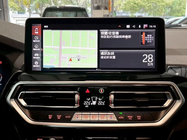 BMW寶馬 X3  第16張相片