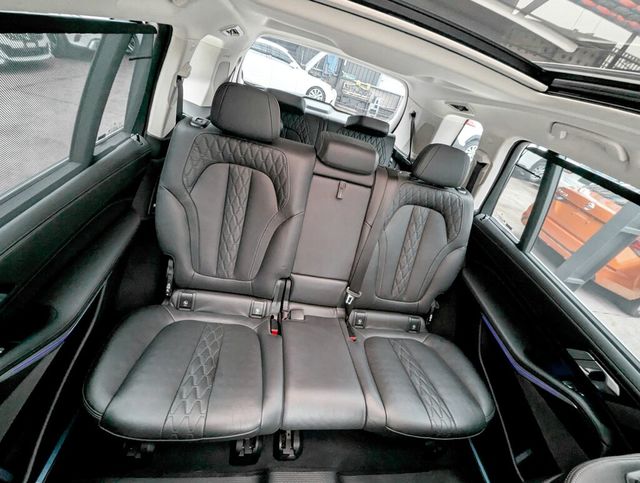 BMW寶馬 X7 XDRIVE40I  第18張相片