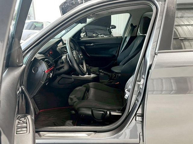 BMW寶馬 118I  第8張相片