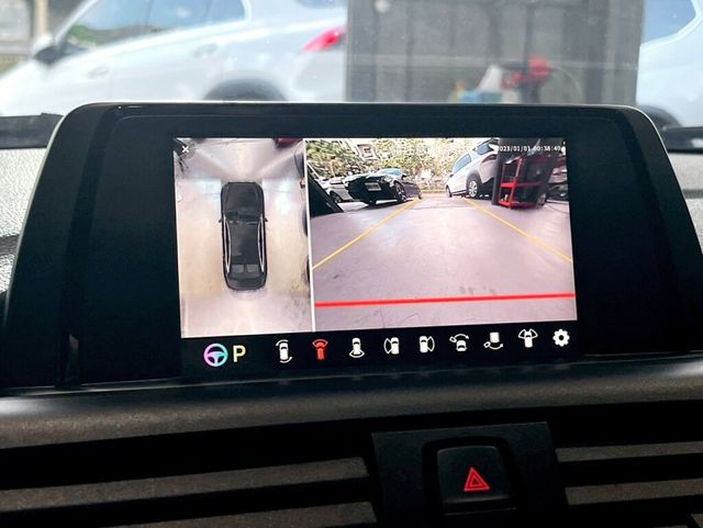 BMW寶馬 118I  第12張相片