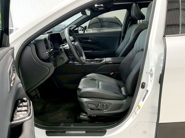 TOYOTA豐田 CROWN  第10張相片
